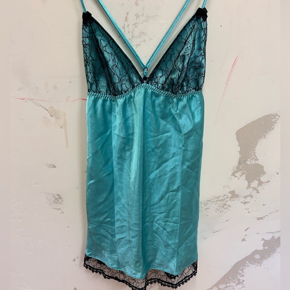 ✮⋆˙ Fredricks of Hollywood - Picture 3 of 6